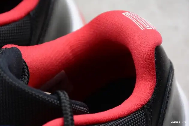 One Kick Retro Air 528895-012 Low  